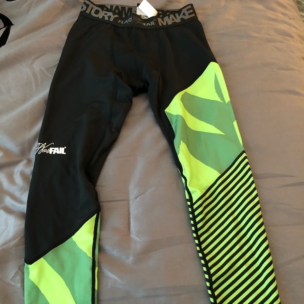 Men’s Flag Nor Fail Compression Pants